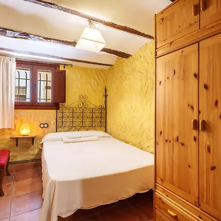 Casa Antiga 15 *